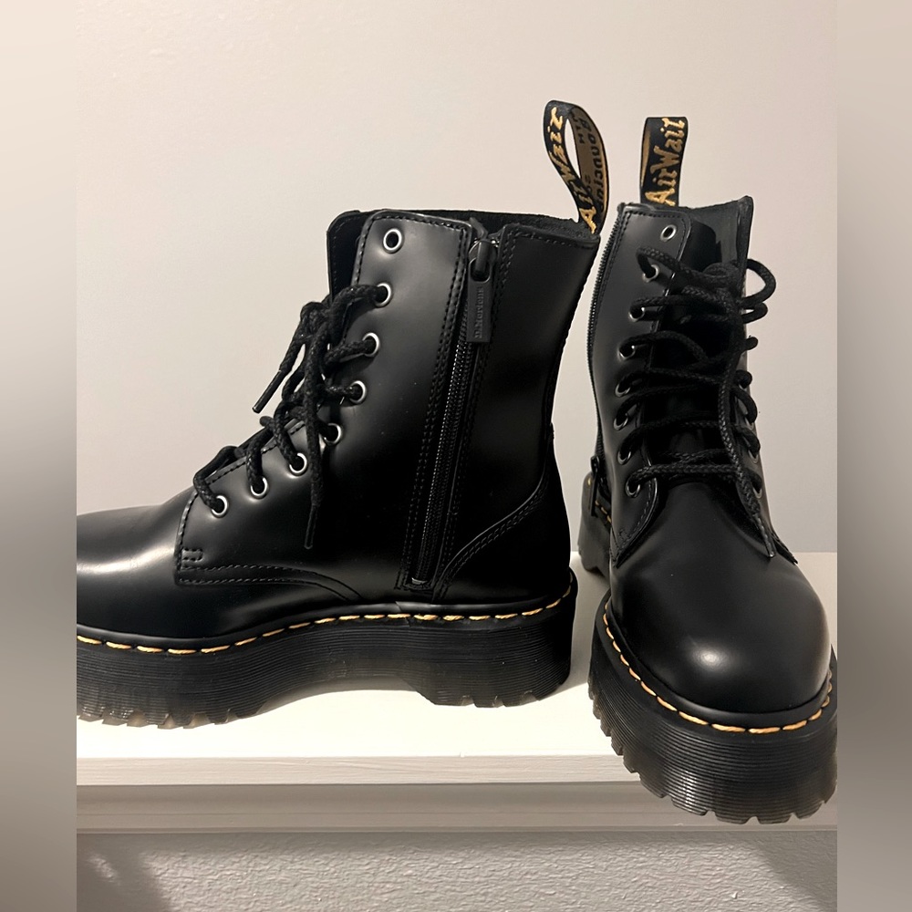 Dr. Martens JADON NEW